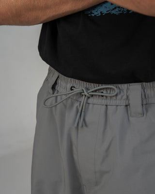 BUSI Biggie Pant Steel Grey snowboard and ski pants, waistband and drawstring detail